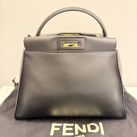FENDI PEEKABOO包 霧黑 金扣 中號