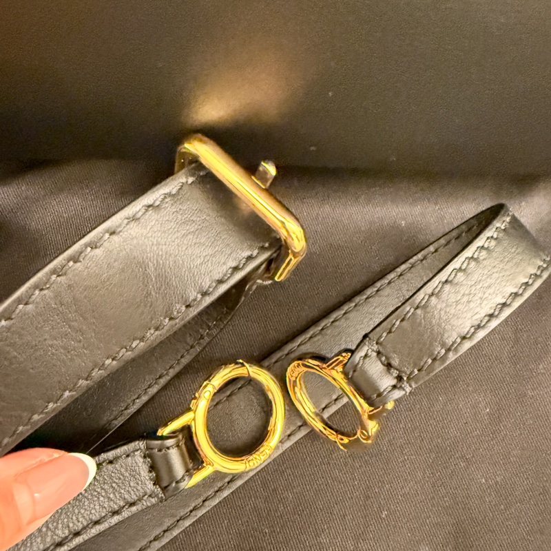 FENDI PEEKABOO包 霧黑 金扣 中號-11