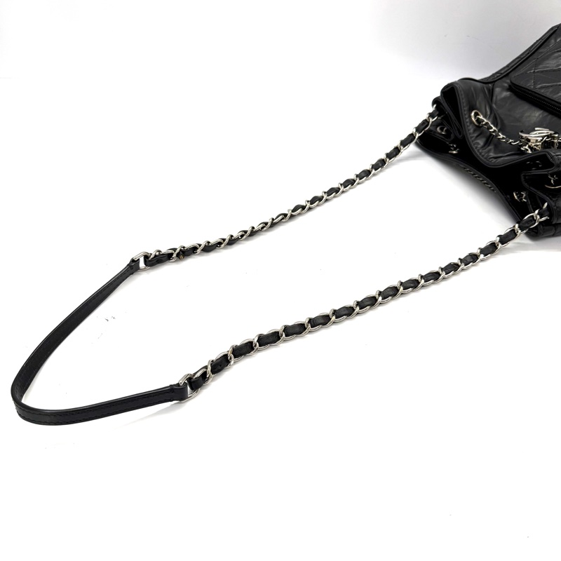 CHANEL 香奈兒 黑色牛皮 DRAWSTRING 鏈條斜背包 SA57819-5