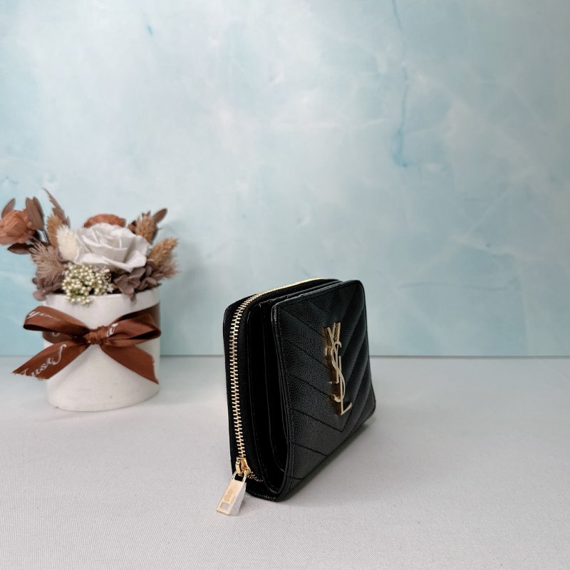YSL 全新黑金粒面牛皮短夾-3