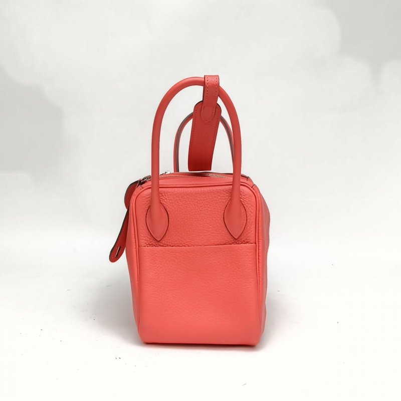 HERMES Lindy26齋普爾粉TC皮D刻銀扣肩背包-1