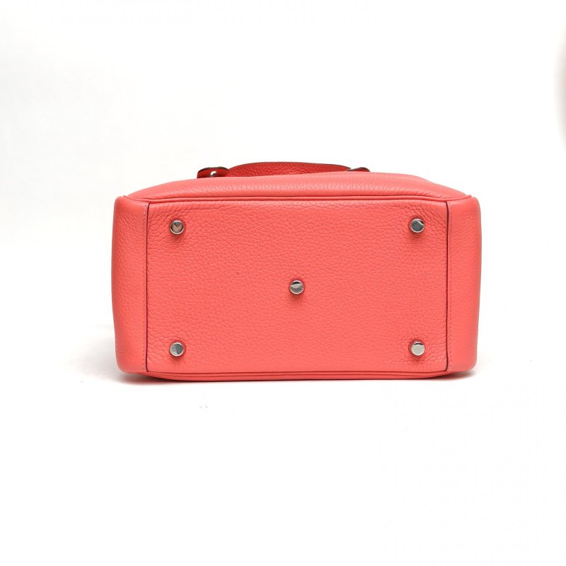 HERMES Lindy26齋普爾粉TC皮D刻銀扣肩背包-4