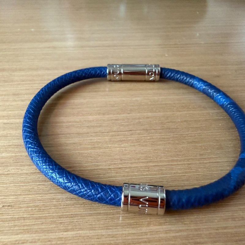 Louis Vuitton Split Bracelet 手鈪 (Model No.: M8155D)-3