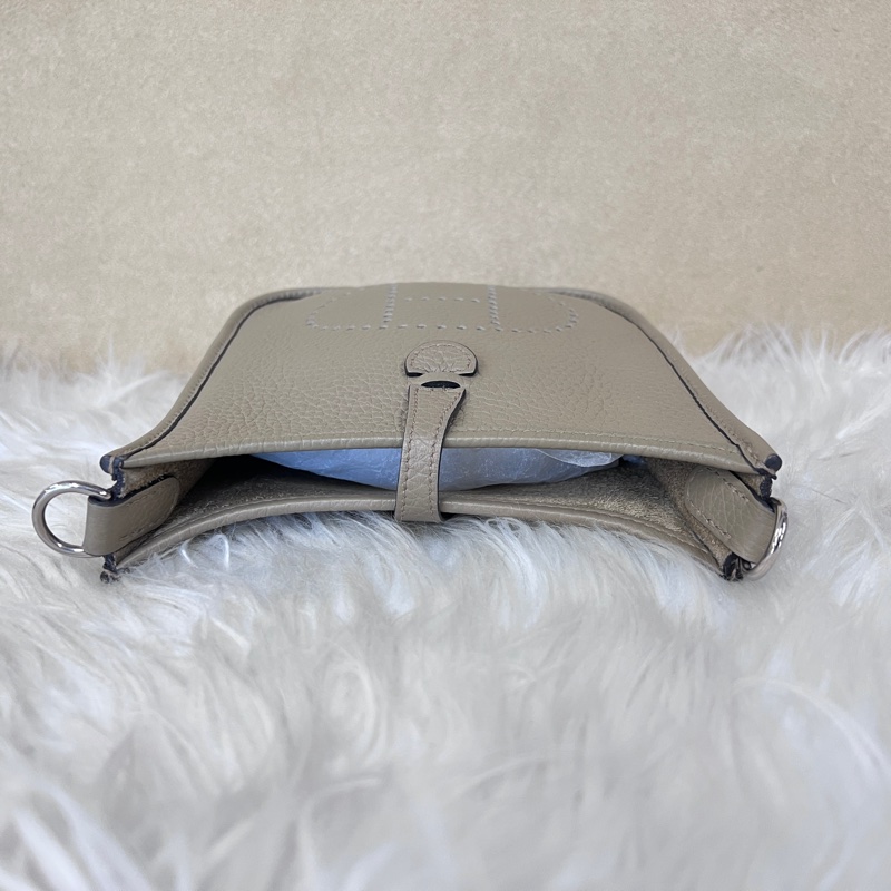 Hermes 8Q馬爾法米色BeigeMarfa Clemence mini evelyne-3