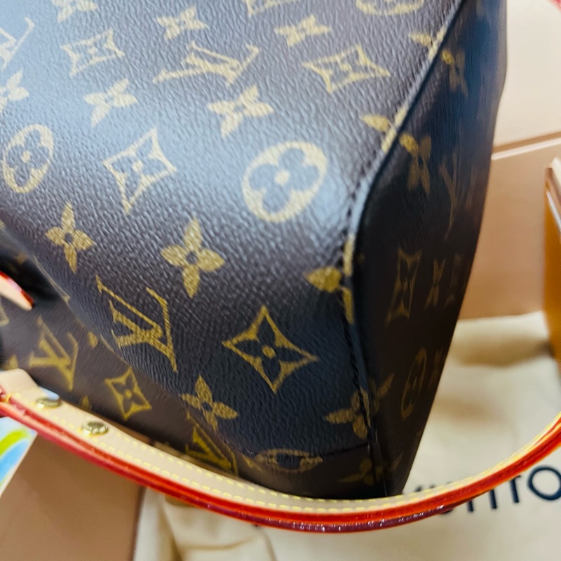 lv水桶包-4