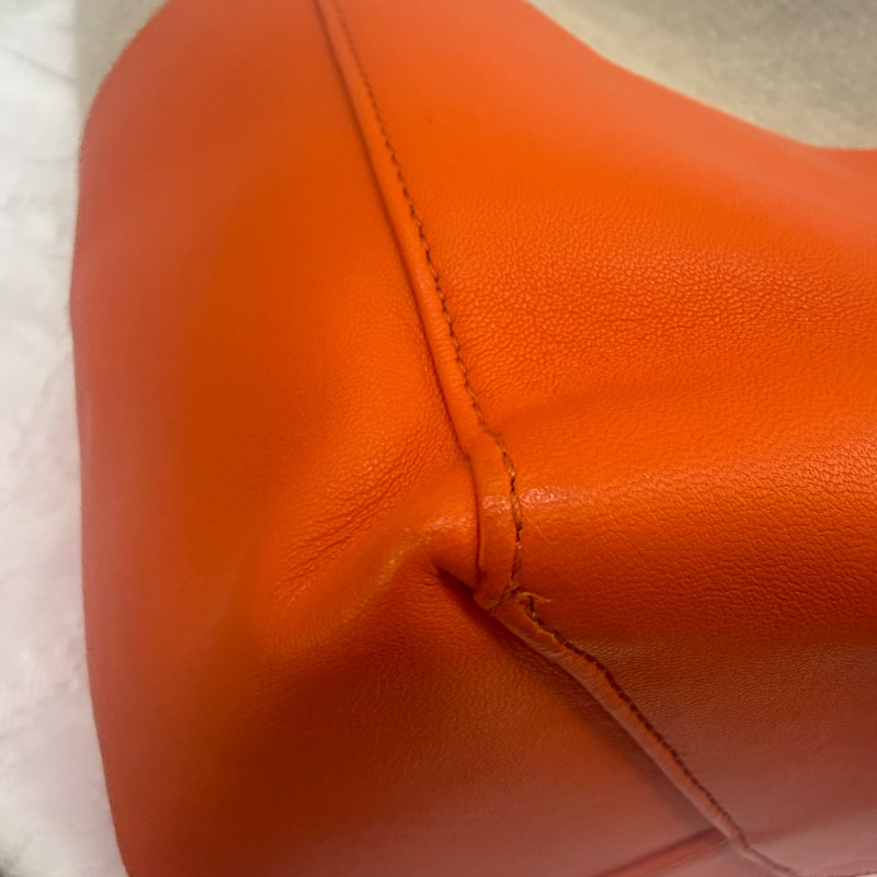Celine Cabas leather handbag-10