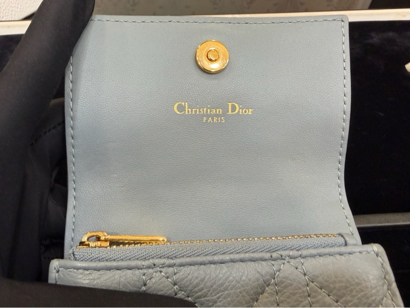 Dior Caro Glycine 錢包 雲藍色柔軟 Cannage 籐格紋小牛皮-2