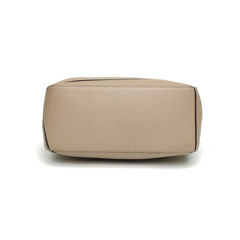 LOEWE Puzzle24幾何包小號卡其色牛皮肩背包-4