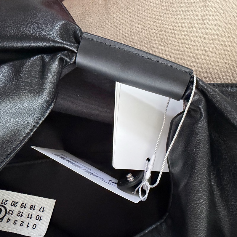 MM6 Maison Margiela 🌫️Japanese bag 經典三角包 Medium-14