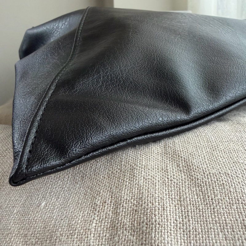 MM6 Maison Margiela🌫️ Japanese bag 經典三角包 Small 皮革紋-3