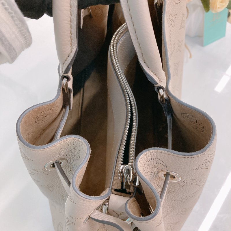 MS0705 Louis Vuitton 路易威登 手提單肩包牛皮  米色金扣Bella Mahina Tote Calfskin Beige x GHW-14