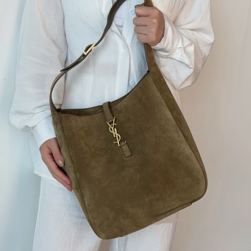 ▪️富貴選物FUGUEI▪️YsL 聖羅蘭泰迪熊麂皮金釦HOBO Le 5 à7原價$108000-10