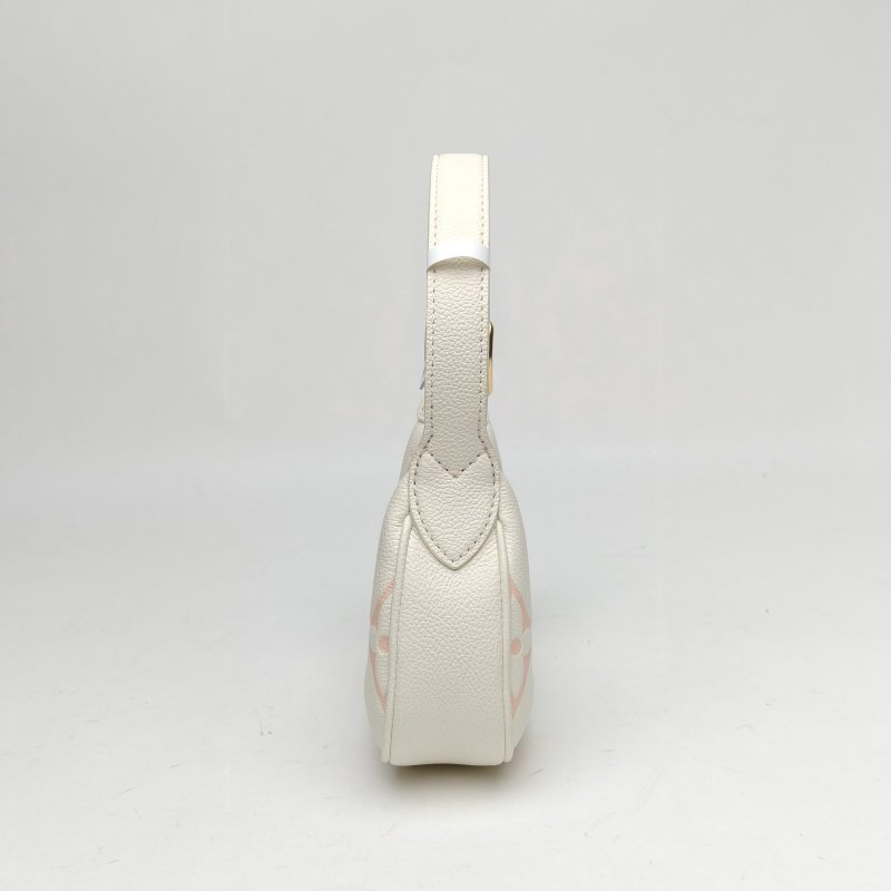 LOUIS VUITTON MoonMini白色牛皮晶片草莓牛奶肩背包-3