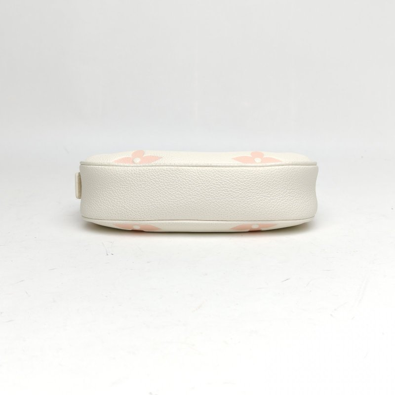 LOUIS VUITTON MoonMini白色牛皮晶片草莓牛奶肩背包-4