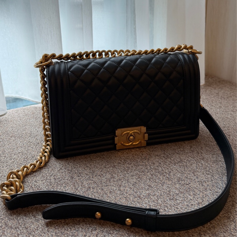 Chanel Chanel Boy 黑金｜經典熱門款-1