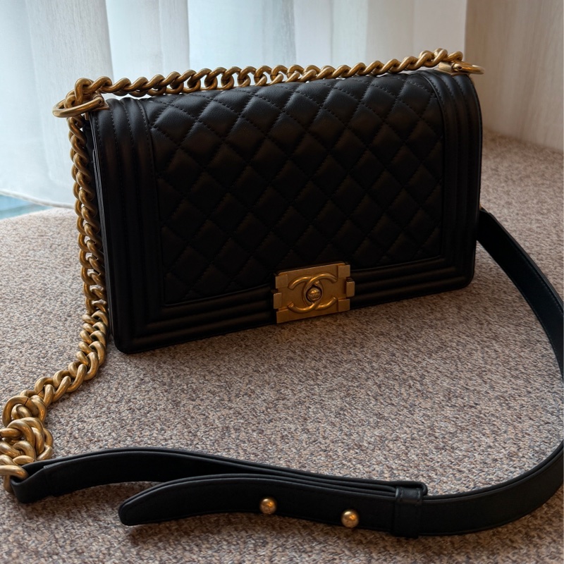 Chanel Chanel Boy 黑金｜經典熱門款-2