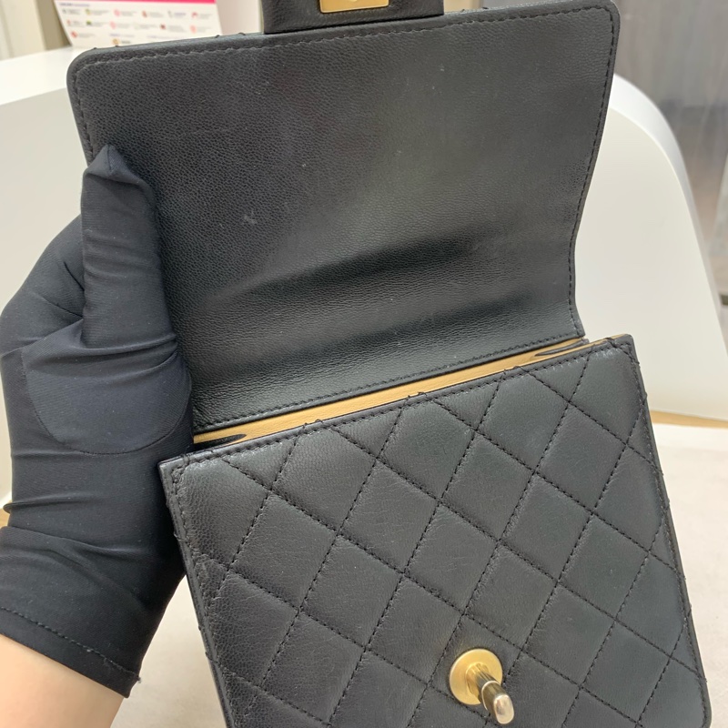 Chanel pearl crush Bag-5
