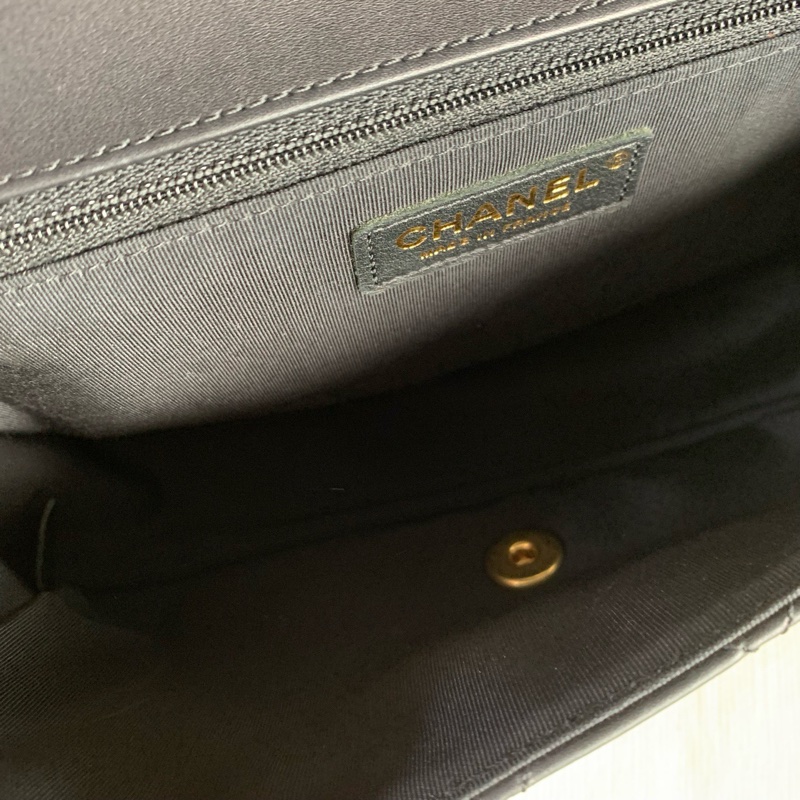 Chanel香奈兒 限定款黑金單肩斜挎包 鐳射20開 黑色金扣 羊皮 尺寸26*16*7-8