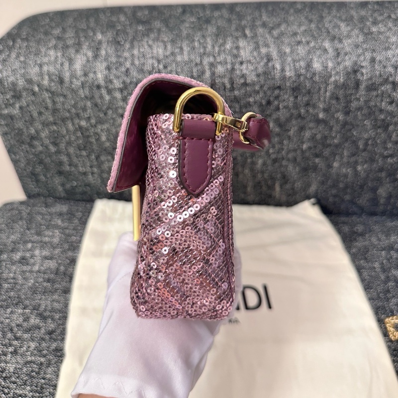 99新💗Fendi Baguette亮片手袋 斜背包 金扣2019年❤️正品保障-3