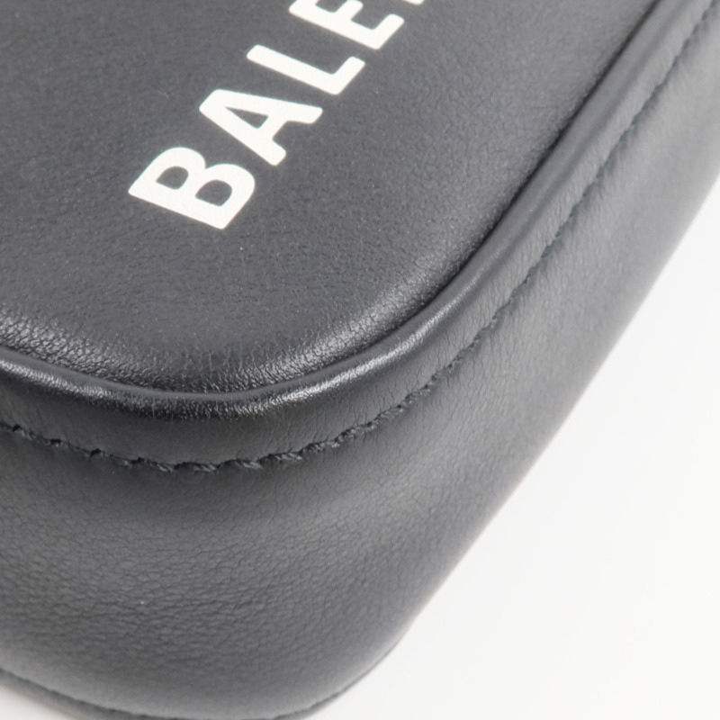 BALENCIAGA 牛皮皮革Triangle Clutch手拿包-6
