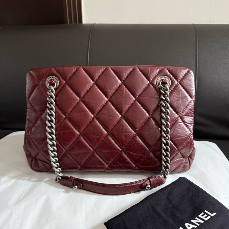 chanel香奈兒 酒紅色孟買托特tote復古做舊鏈條單肩包17開-2