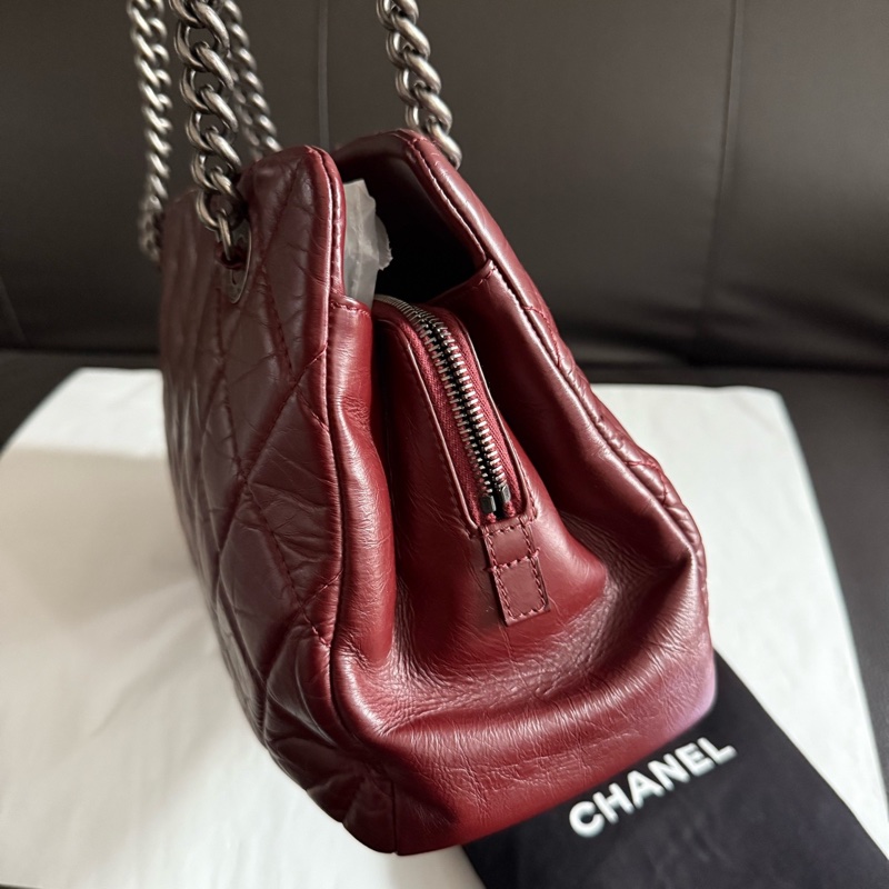 chanel香奈兒 酒紅色孟買托特tote復古做舊鏈條單肩包17開-4