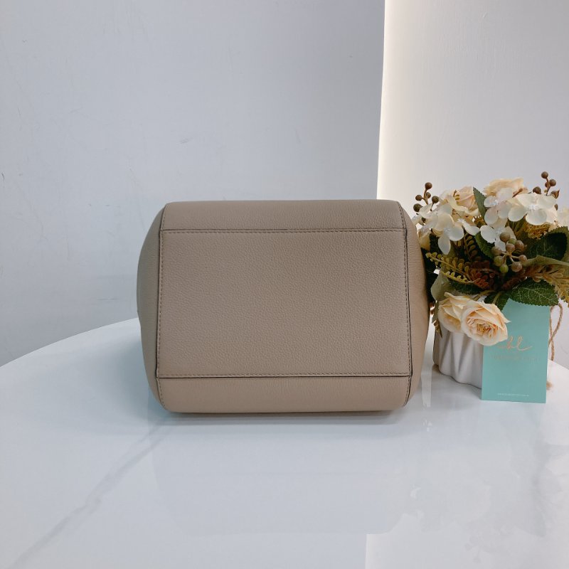 MS0699 Loewe 羅意威手提包 牛皮沙色 金扣 Natural Leather Hammock Nugget Bag Calfskin Sand x GHW-6