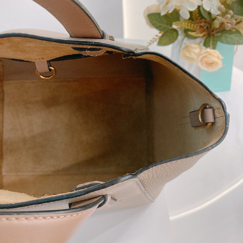 MS0699 Loewe 羅意威手提包 牛皮沙色 金扣 Natural Leather Hammock Nugget Bag Calfskin Sand x GHW-16