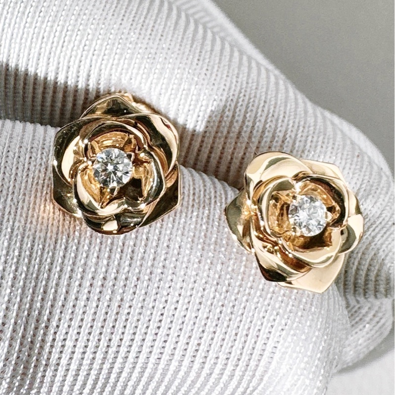 Piaget伯爵 Rose系列玫瑰花耳釘 18K 玫瑰金+鑽石-6