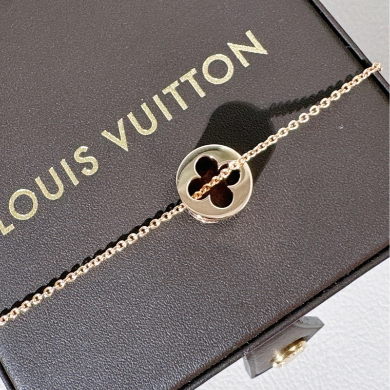 LV 路易威登empreinte 18k 玫瑰金 項鍊 ,Monogram鏤空花紋-4