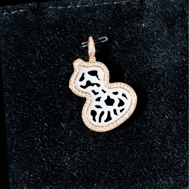 Qeelin麒麟白貝母滿鑽葫蘆吊墜, 18K 玫瑰金材質-2