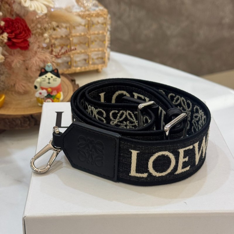 *SHIHNA名牌精品* LOEWE Anagram 緹花織布小牛皮肩背帶-0