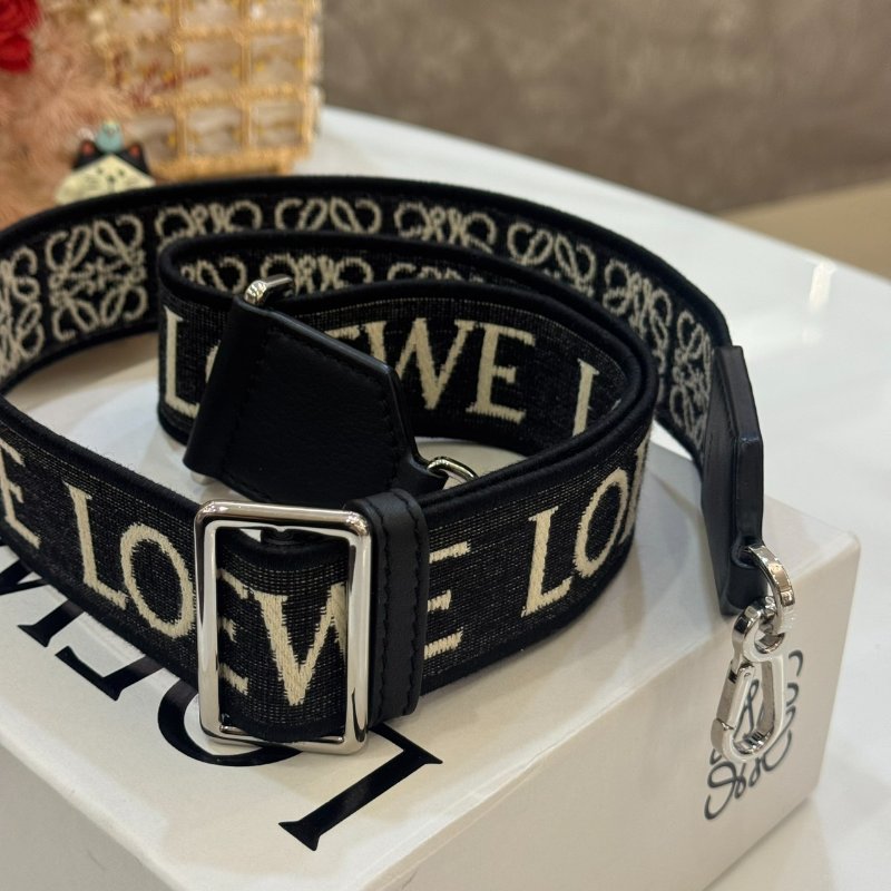 *SHIHNA名牌精品* LOEWE Anagram 緹花織布小牛皮肩背帶-5