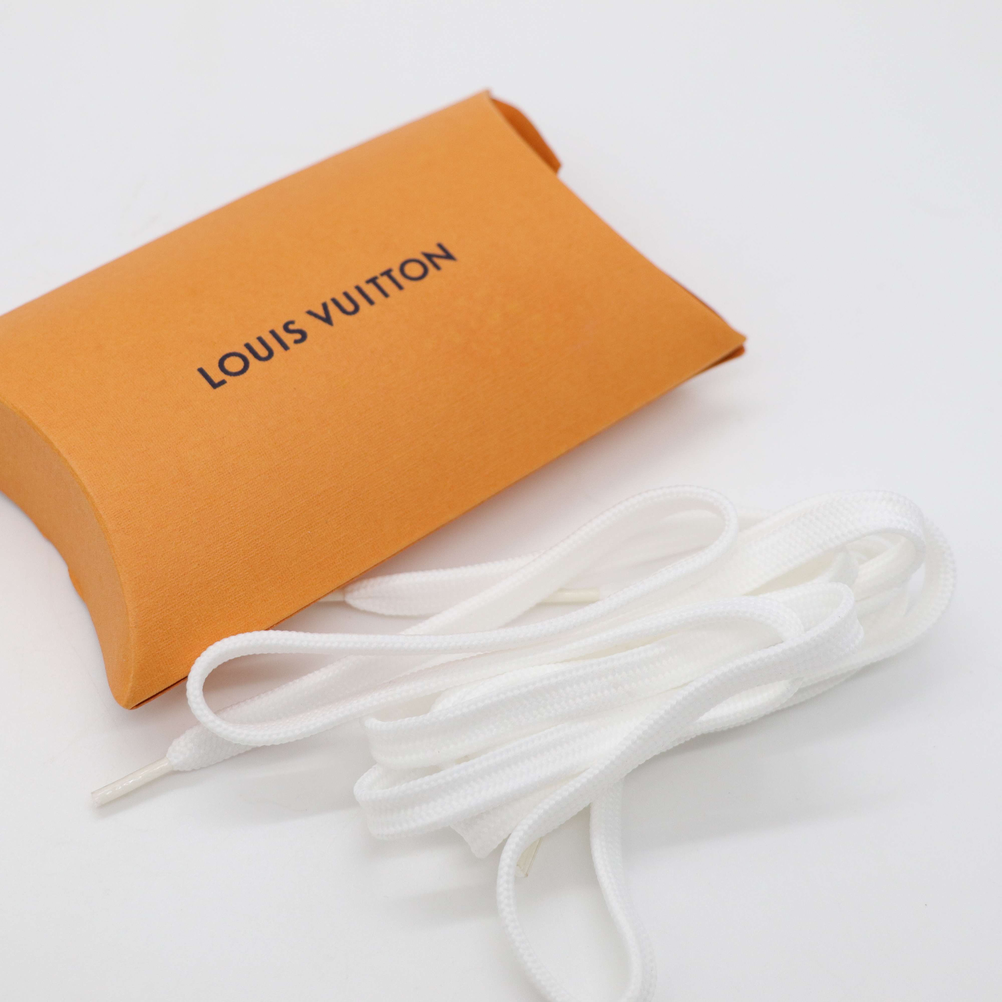 LOUIS VUITTON 白色布鞋-20