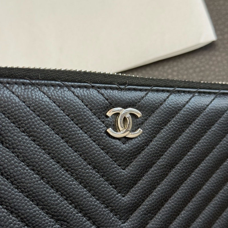 CHANEL 香奈兒黑色荔枝紋牛皮銀扣V紋長款錢包錢夾拉鍊款22開-7