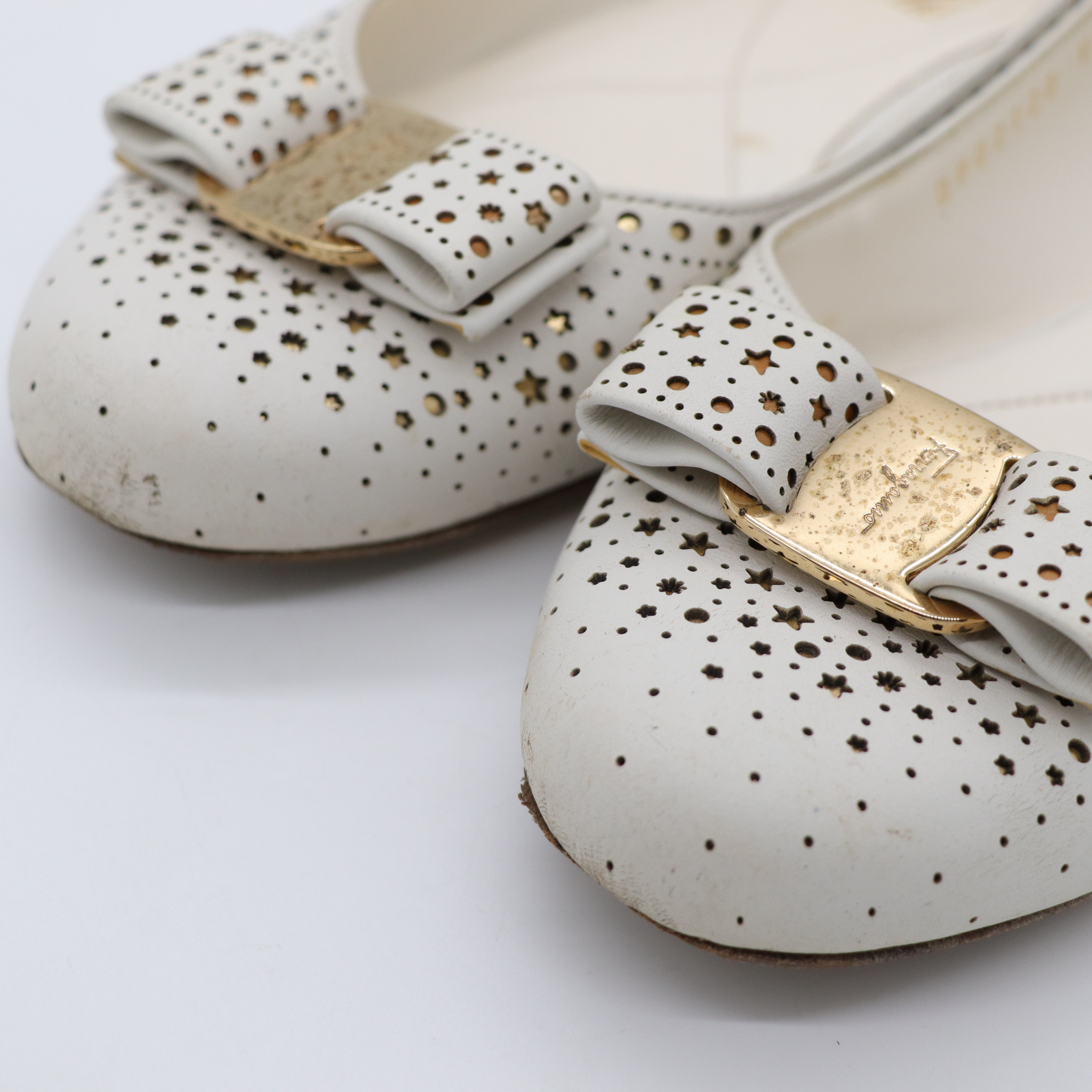 Salvatore Ferragamo 白色平底鞋-13