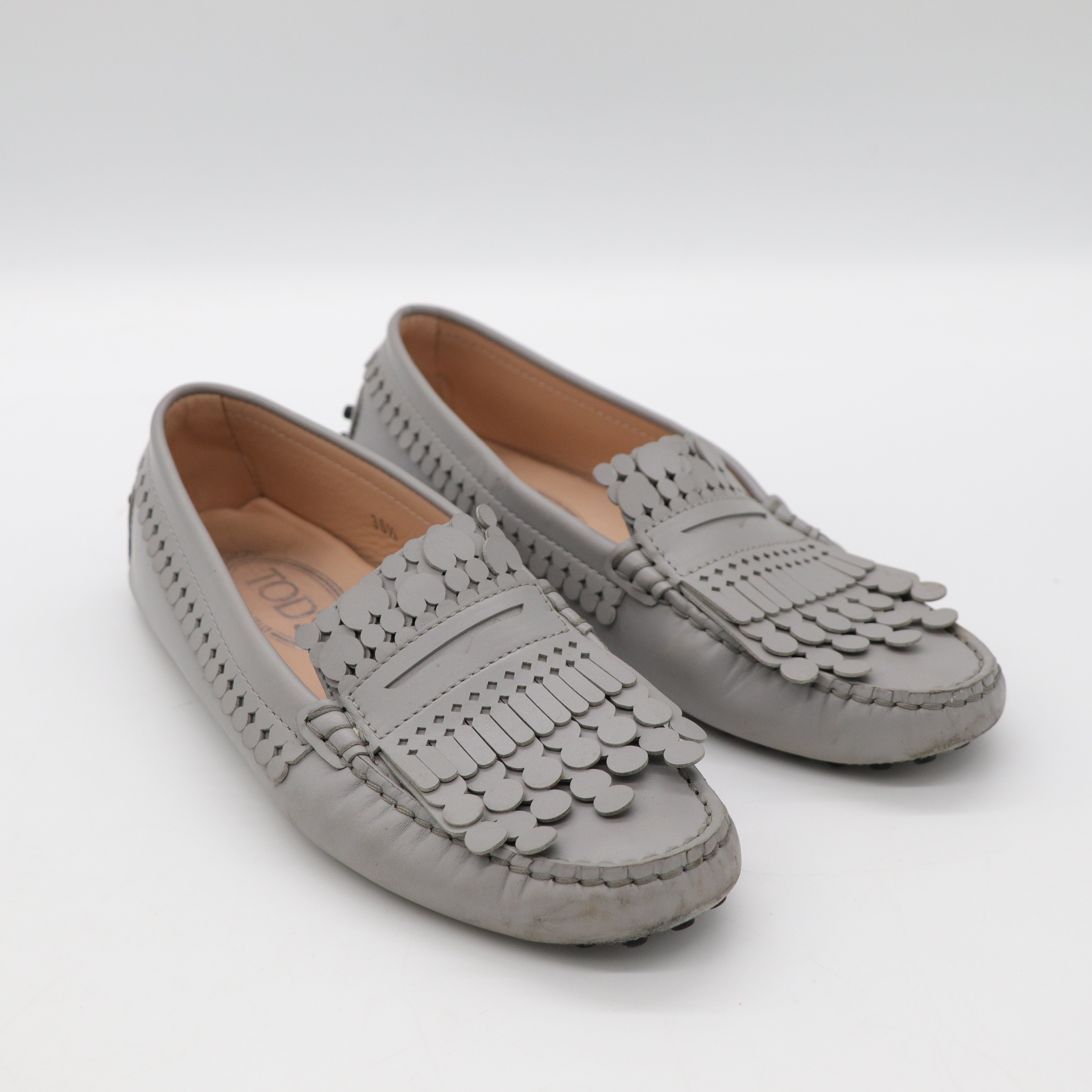 Tods 灰色豆豆鞋-2