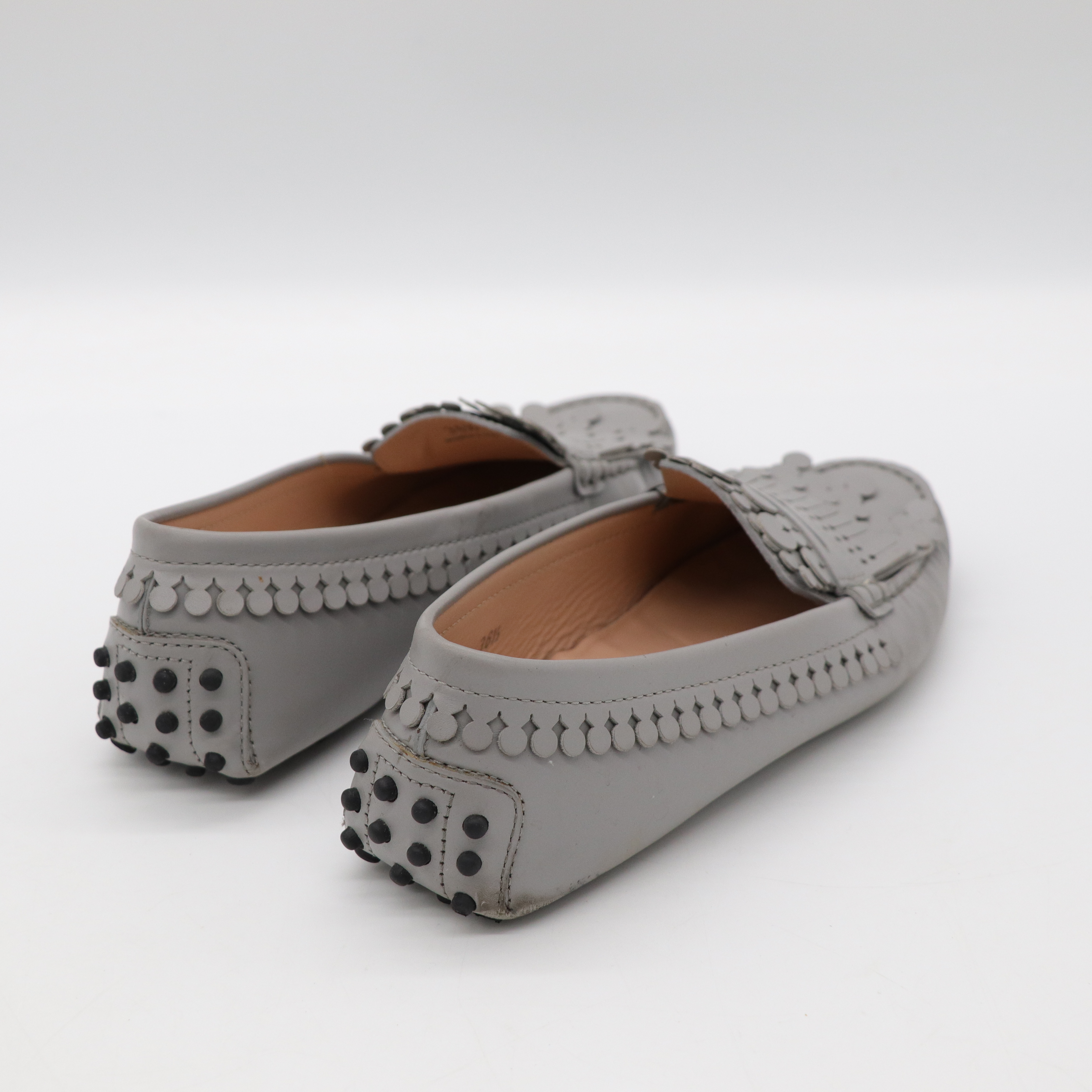 Tods 灰色豆豆鞋-4