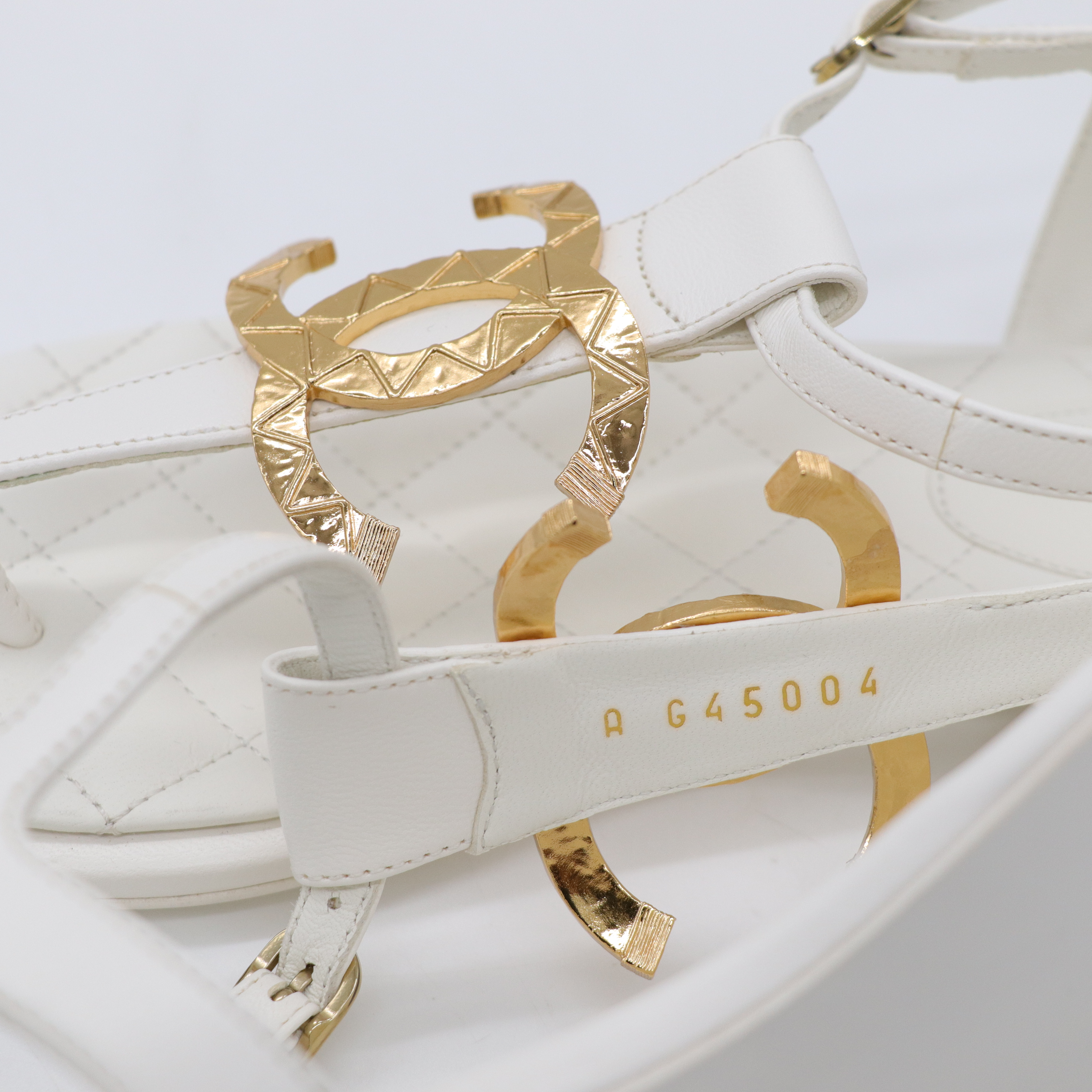 chanel 白色羊皮涼鞋-9