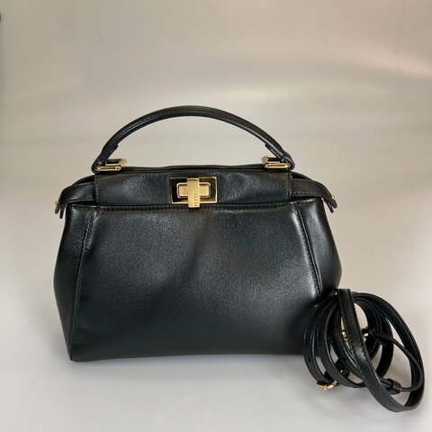 FENDI 8BN224 黑金轉扣peekaboo