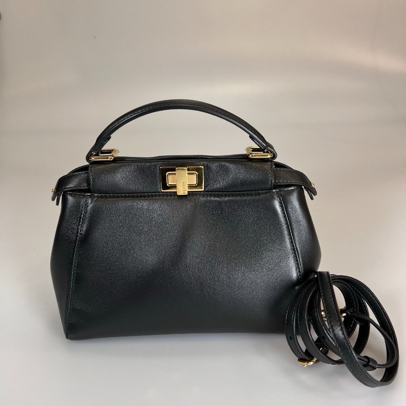 FENDI 8BN224 黑金轉扣peekaboo-0