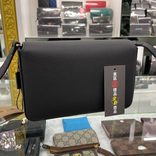 東區正精品㊣BURBERRY 8025161 全新黑色皮革拼格紋金釦釦式翻蓋肩背包斜背包小款 RA0994-7