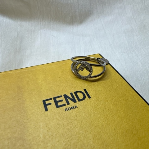 二手正品芬迪F is Fendi銀色帶鑽戒指 fendi戒指 fendi銀戒 fendi配件