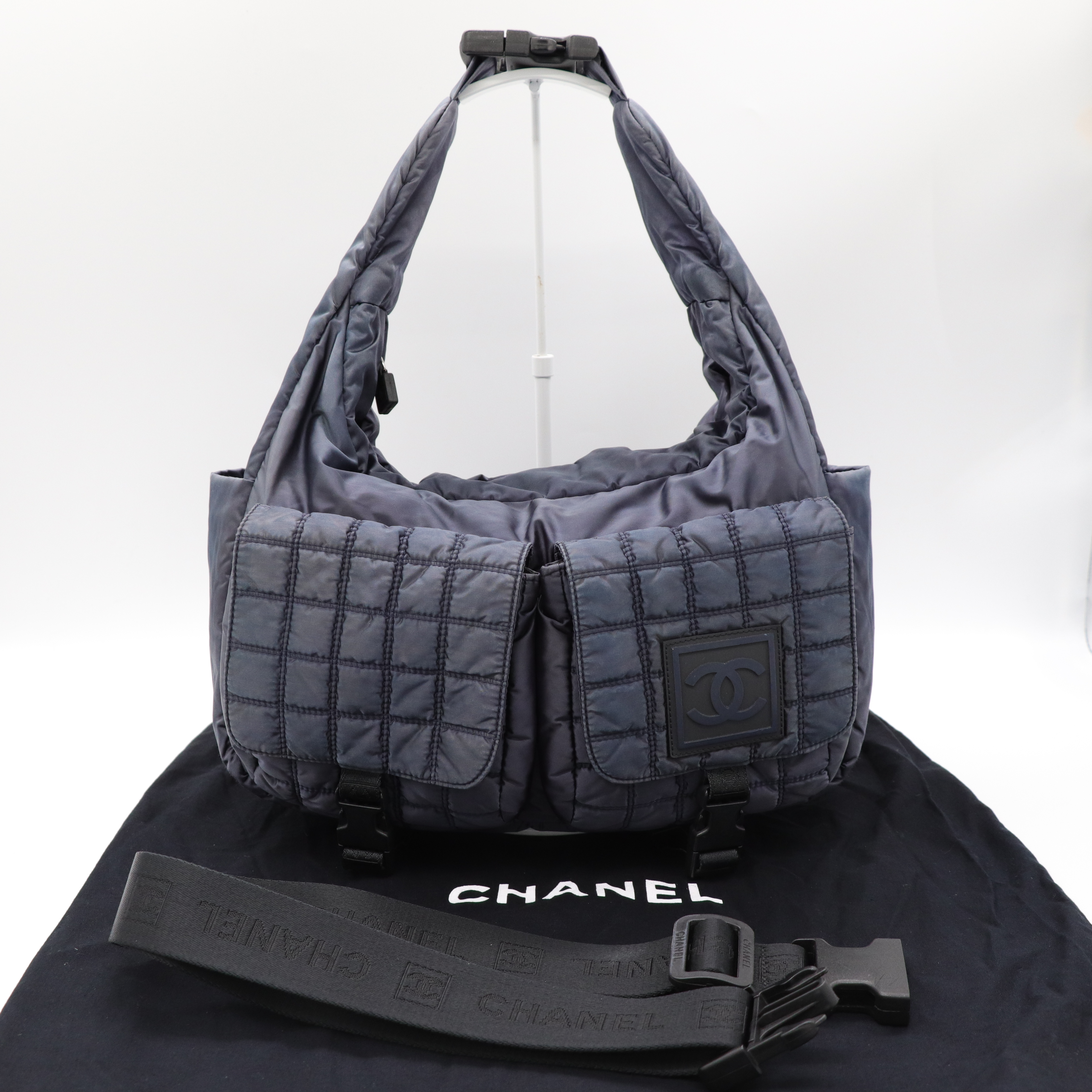 CHANEL 藍灰色 尼龍 斜背包-0