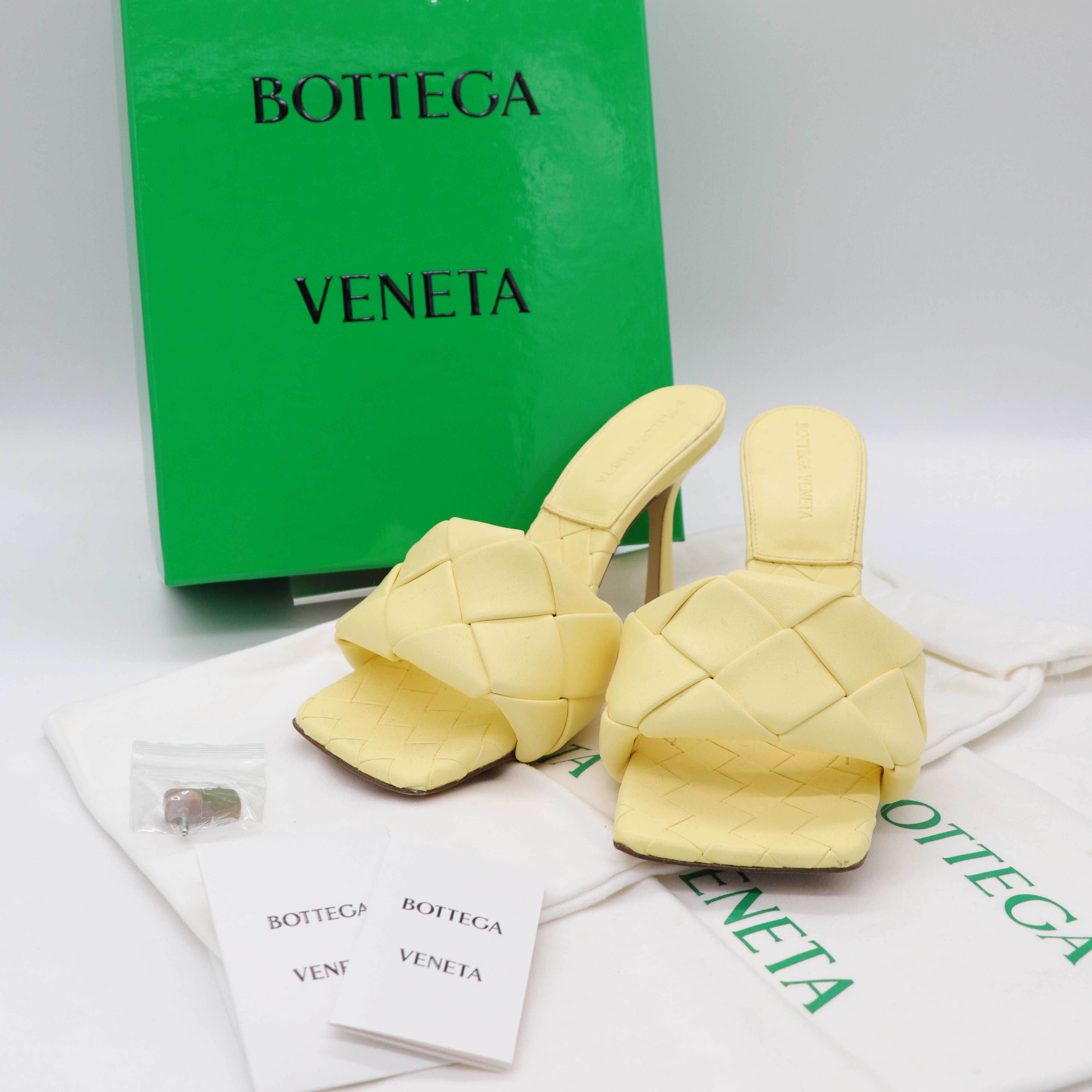 BOTTEGA VENETA 檸檬黃高跟涼鞋-0