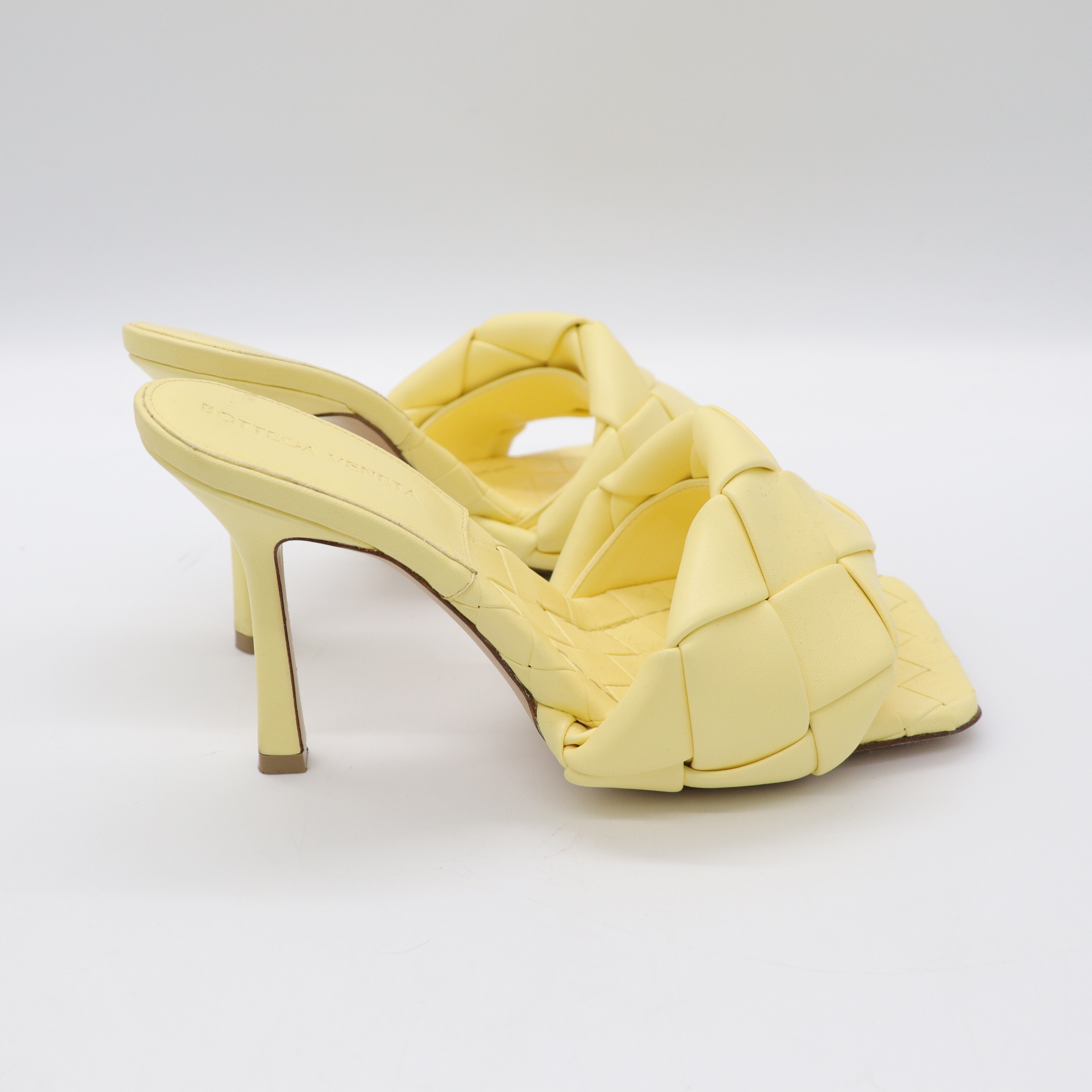BOTTEGA VENETA 檸檬黃高跟涼鞋-4