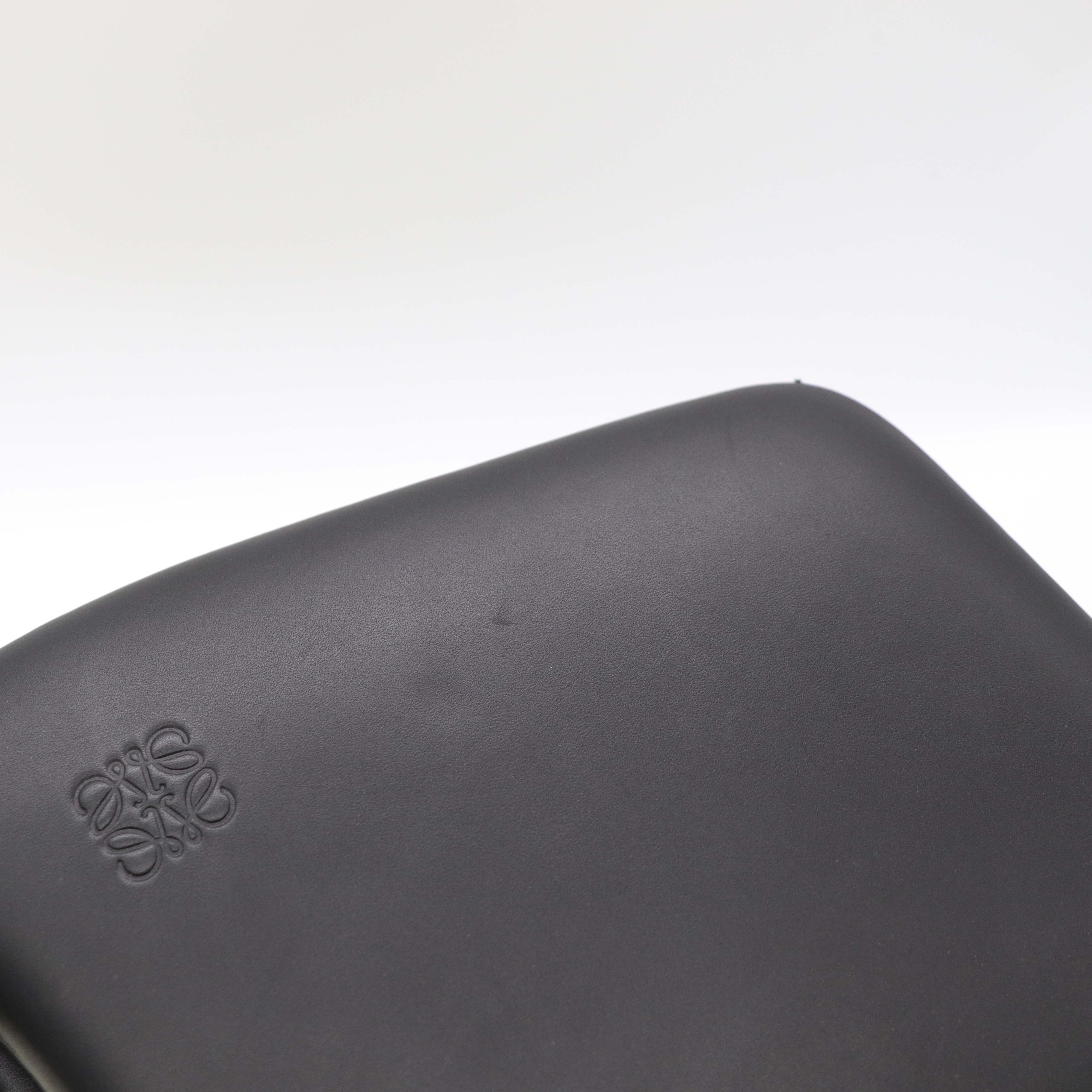 Loewe 羅威 Architects D Bag 水桶包 黑色 手提包-9