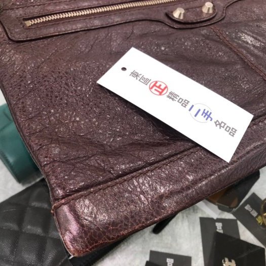 東區正精品㊣BALENCIAGA Clip M 273022 咖啡色小銀釦機車包拉鍊手拿包 city RZ0519-2