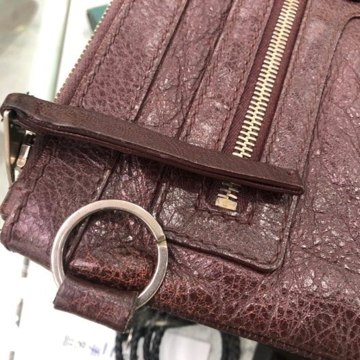 東區正精品㊣BALENCIAGA Clip M 273022 咖啡色小銀釦機車包拉鍊手拿包 city RZ0519-5