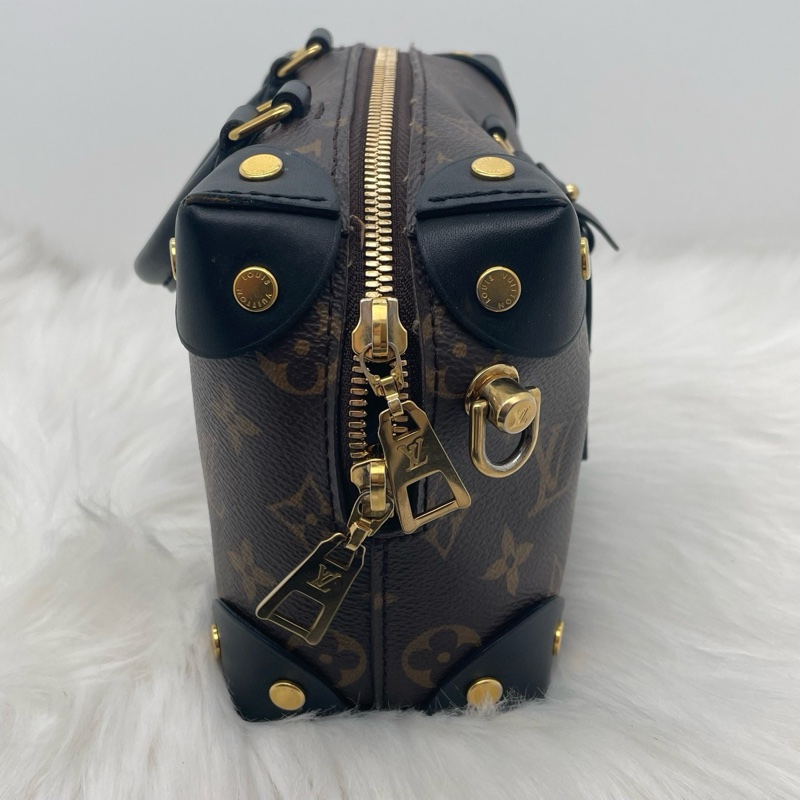 Louis Vuitton 路易威登 Petite Malle 20編碼八角軟盒子尺寸20 x14x7.5cm附件肩帶 鏈條-4